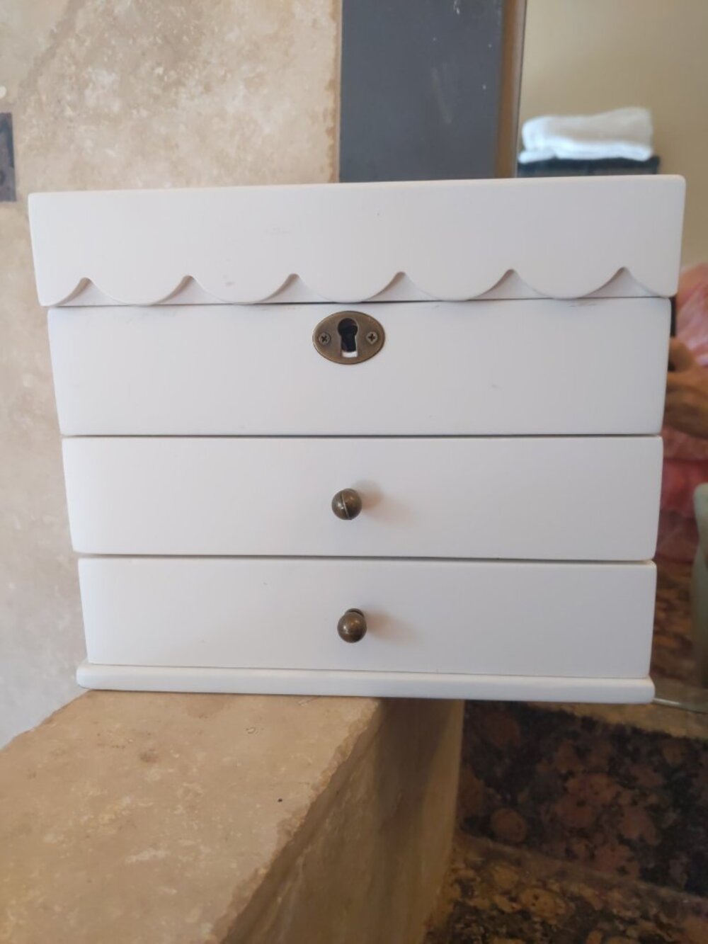 Pottery Barn Kids Large Penny Jewelry Box White Ivory